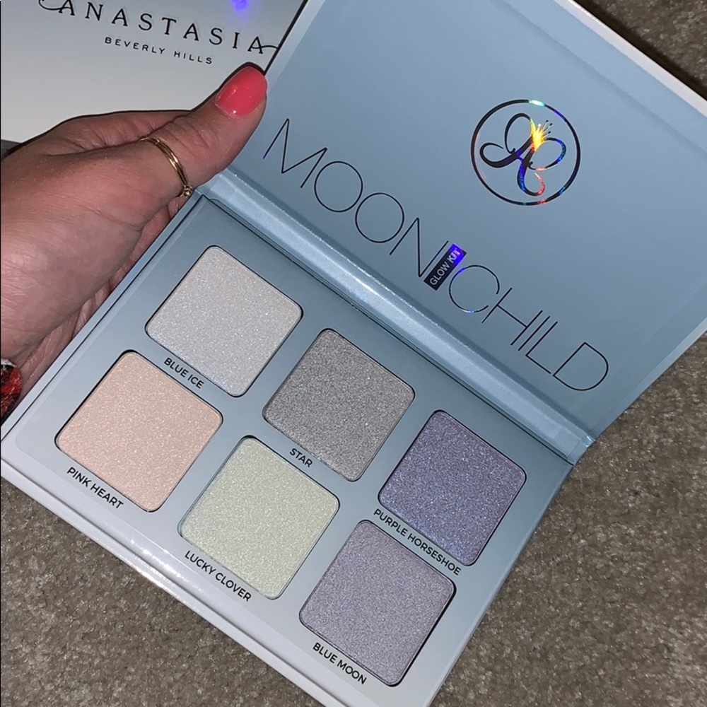 Anastasia Beverly Hills Moonlight highlights quad
